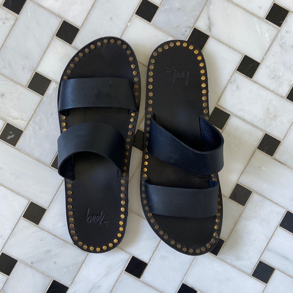 Beek sandals